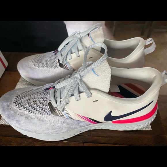 Nike FLYKNIT- odyssey react flyknit 2 - Picture 1 of 4